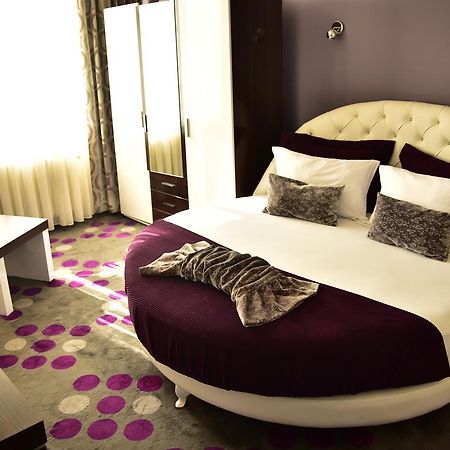 Hande Hotel Mustafakemalpaşa 外观 照片