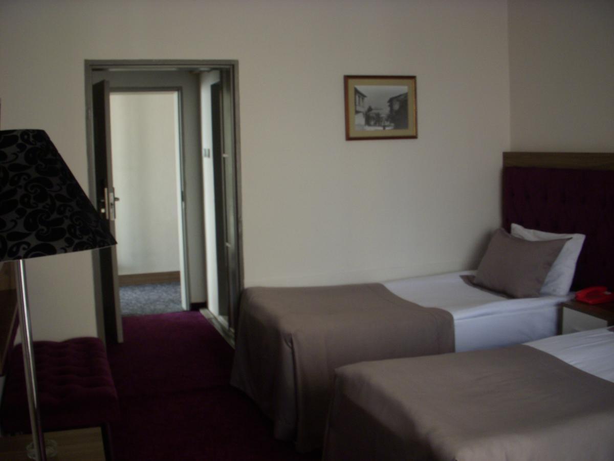 Hande Hotel Mustafakemalpaşa 外观 照片