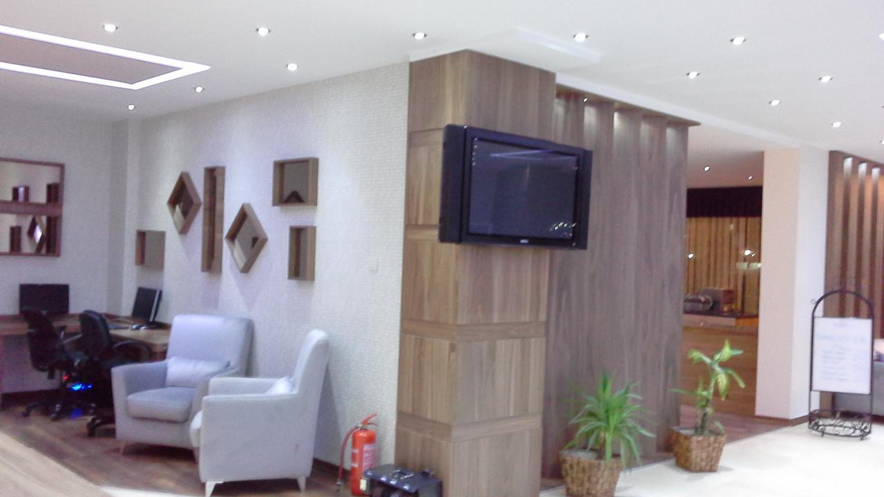 Hande Hotel Mustafakemalpaşa 外观 照片