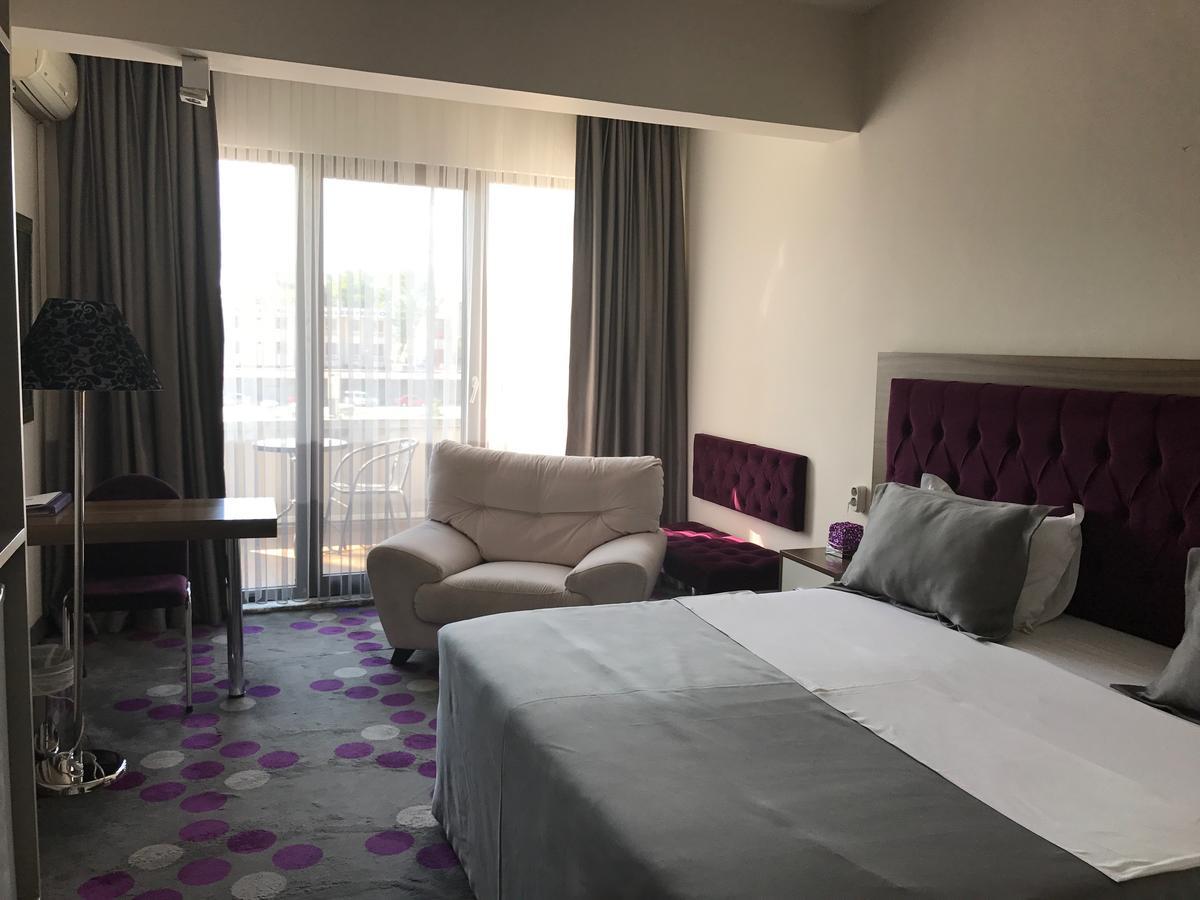 Hande Hotel Mustafakemalpaşa 外观 照片