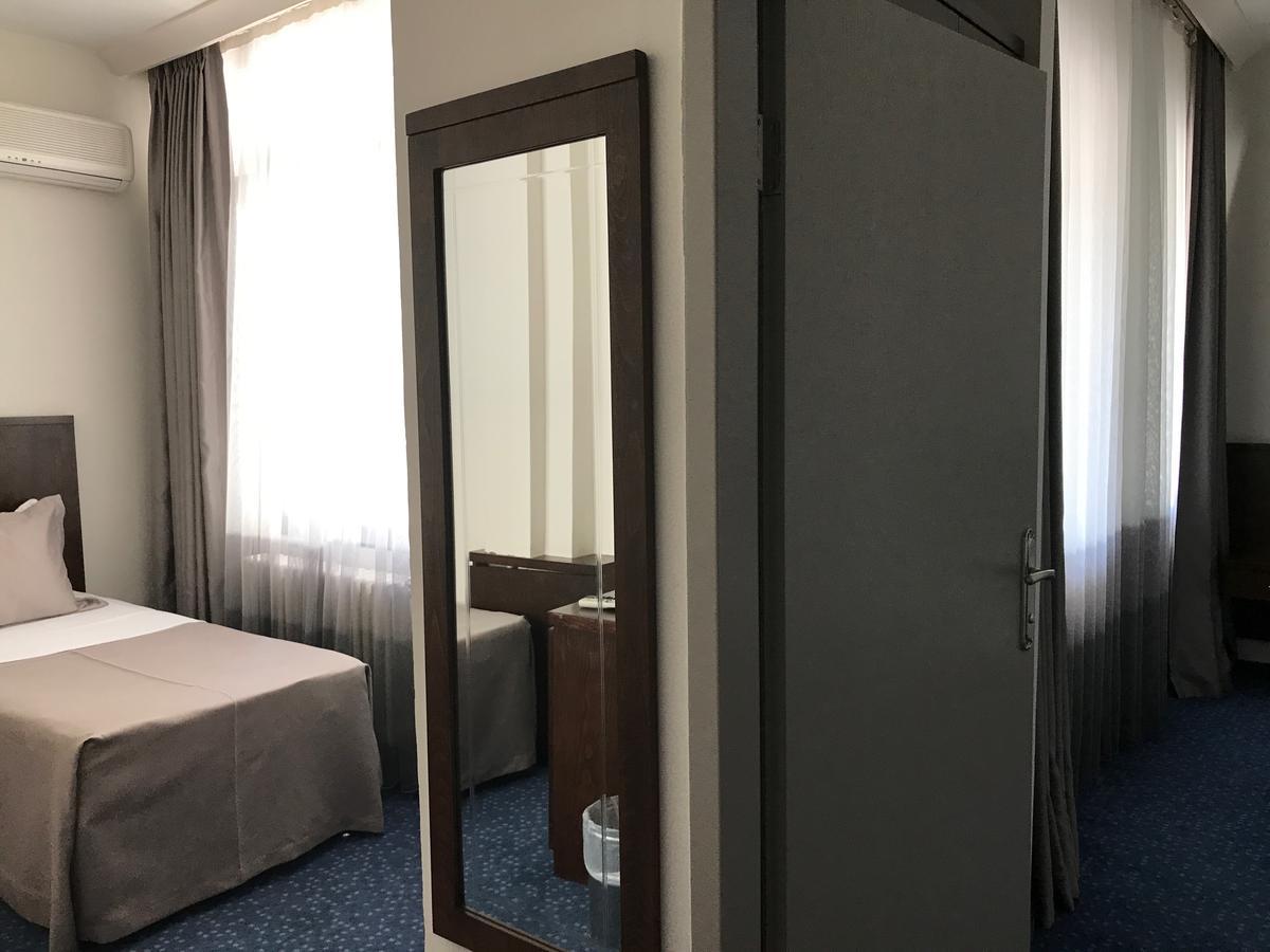 Hande Hotel Mustafakemalpaşa 外观 照片