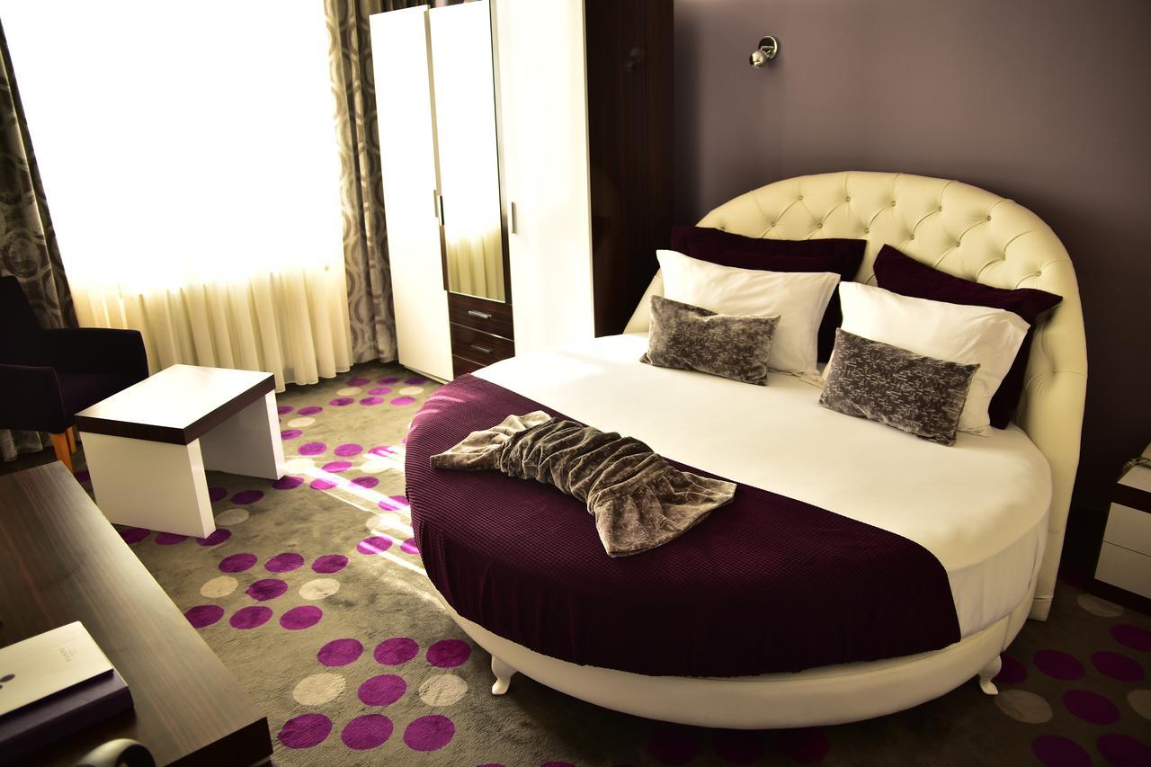 Hande Hotel Mustafakemalpaşa 外观 照片